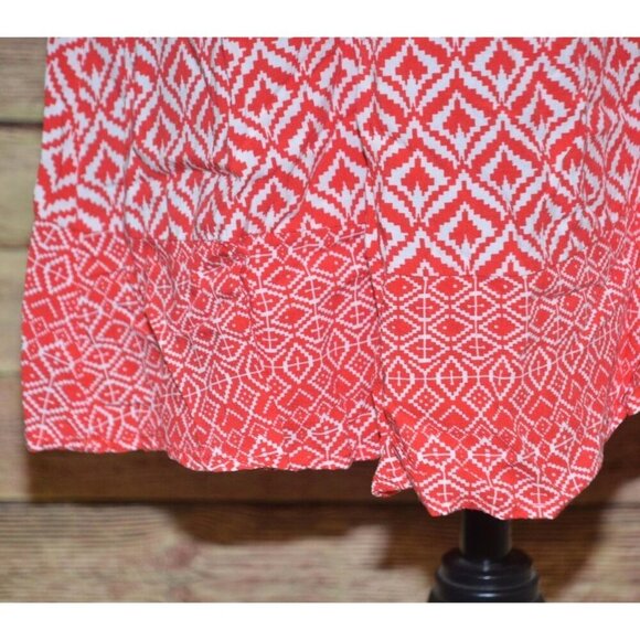 Entro Red & White Summer Mini Dress Size L Geo Pattern Rayon Adjustable Spaghett - Picture 4 of 11